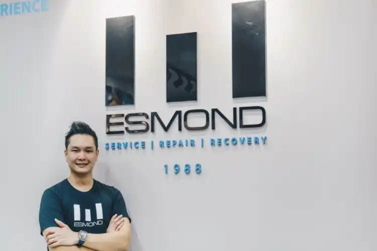 Esmond Service Centre