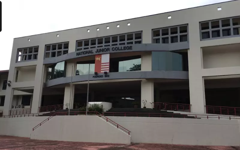 National Junior College