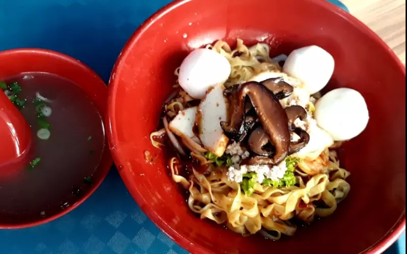 Bang Bang Mushroom Bak Chor Mee