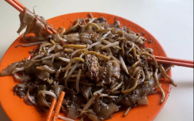  Meng Kee Fried Kway Teow 明記炒粿條