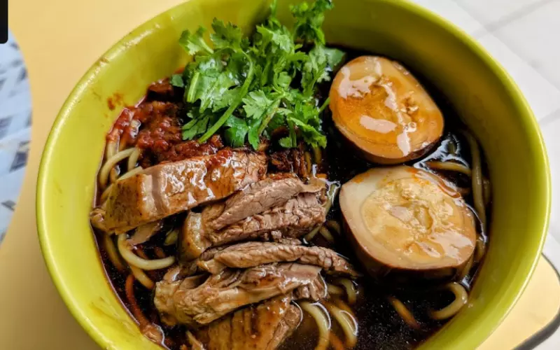  Ying Yi Kway Chap Braised Duck