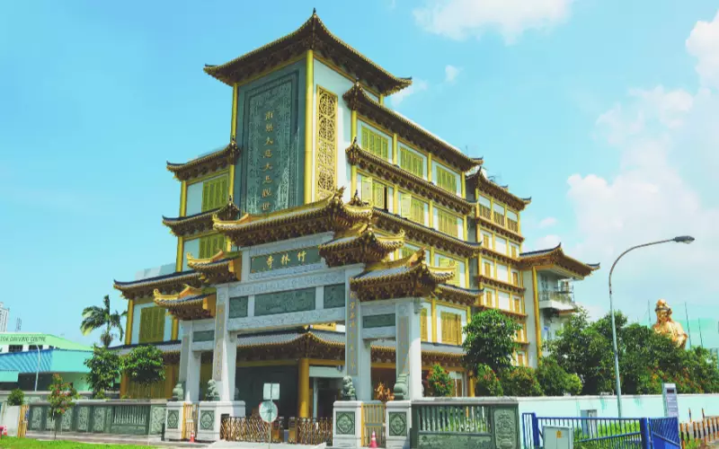 A nice view of  Zu-Lin Temple Association